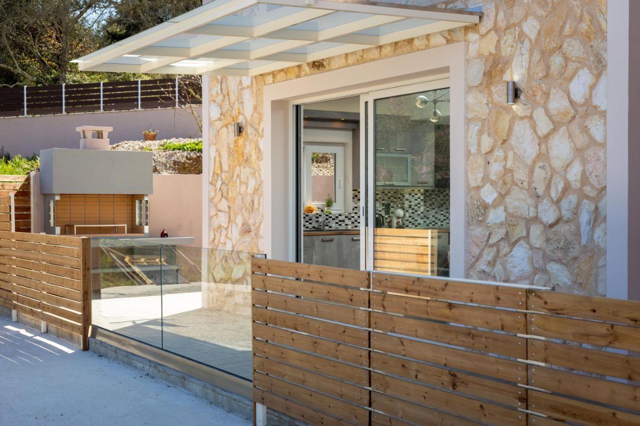 Nightingale Villa & Suites Corfu Gazátika 外观 照片