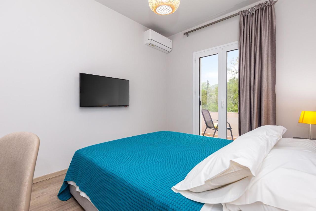 Nightingale Villa & Suites Corfu Gazátika 外观 照片