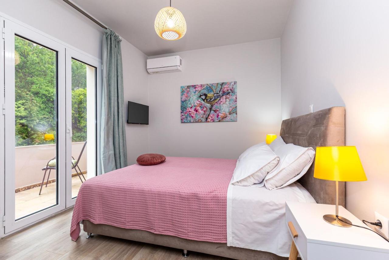 Nightingale Villa & Suites Corfu Gazátika 外观 照片