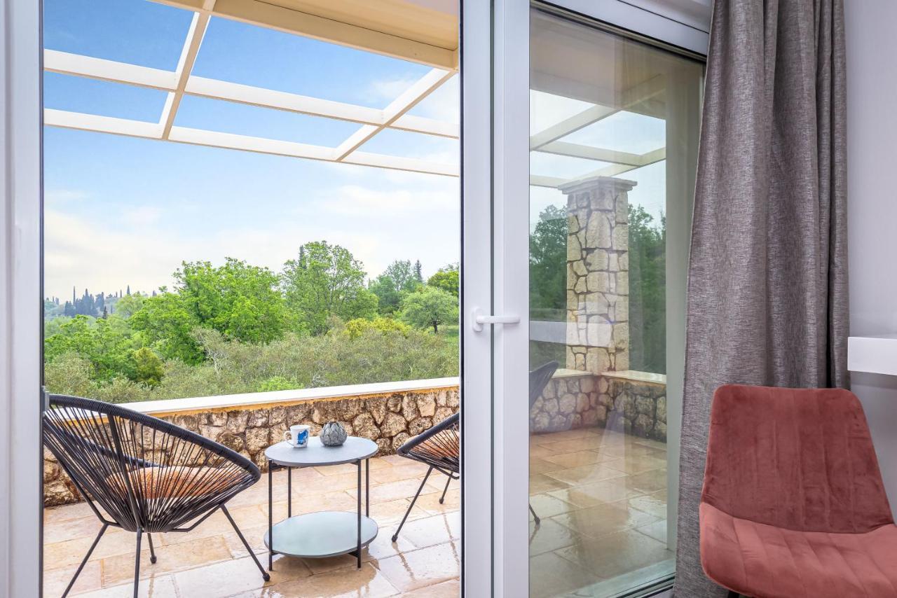 Nightingale Villa & Suites Corfu Gazátika 外观 照片